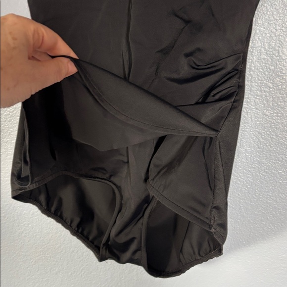 WHITE STAG Black one piece swimsuit. Full coverage with half skirt. Sz.1x/16. - Picture 3 of 14